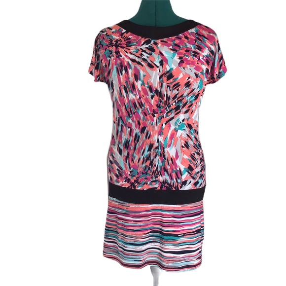 Donna, Medium, Short-Sleeve Drop-Waist Mini Dress - Picture 3 of 8